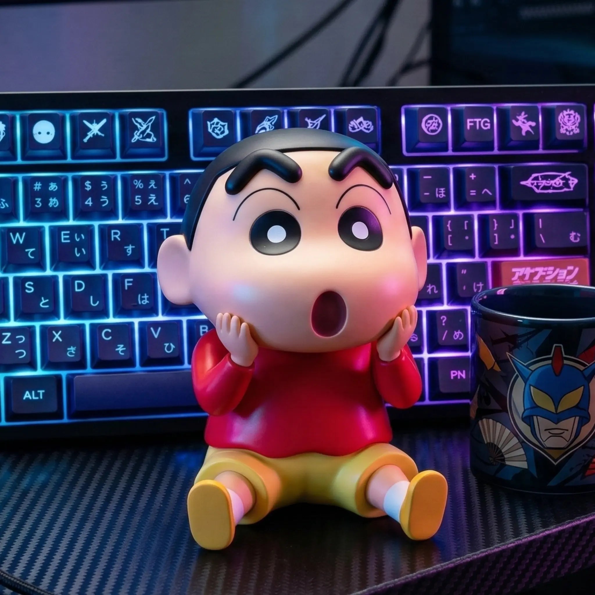Shinchan Sitting Figurine – Cute Anime Desk Decor & Collectible Toy